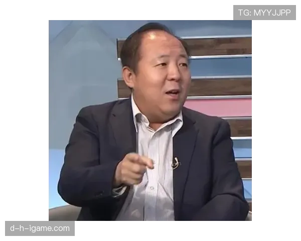 新赛季足球预测:热门球队表现前瞻与关键球员动态深度解析 新赛季足球预测:热门球队表现前瞻与关键球员动态深度解析