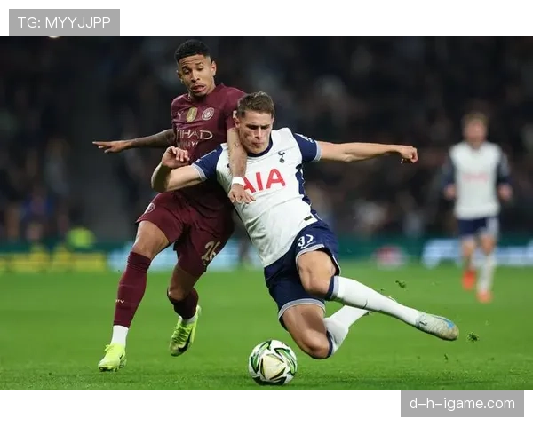 努诺执教英超球队表现稳健，年轻球员亮眼发挥引关注